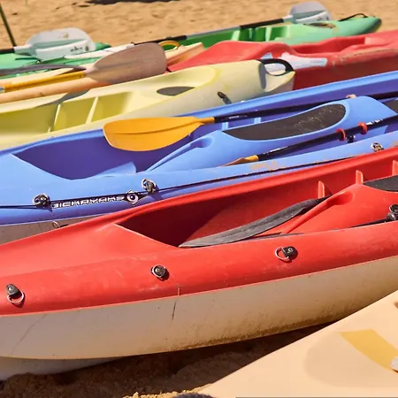 Apartment Vacation By The Pool-Beahost